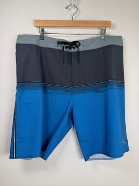 Lost Board Shorts Blue Gray Striped Surf Swim Trunks Zip Pocket Sz 38 Waist